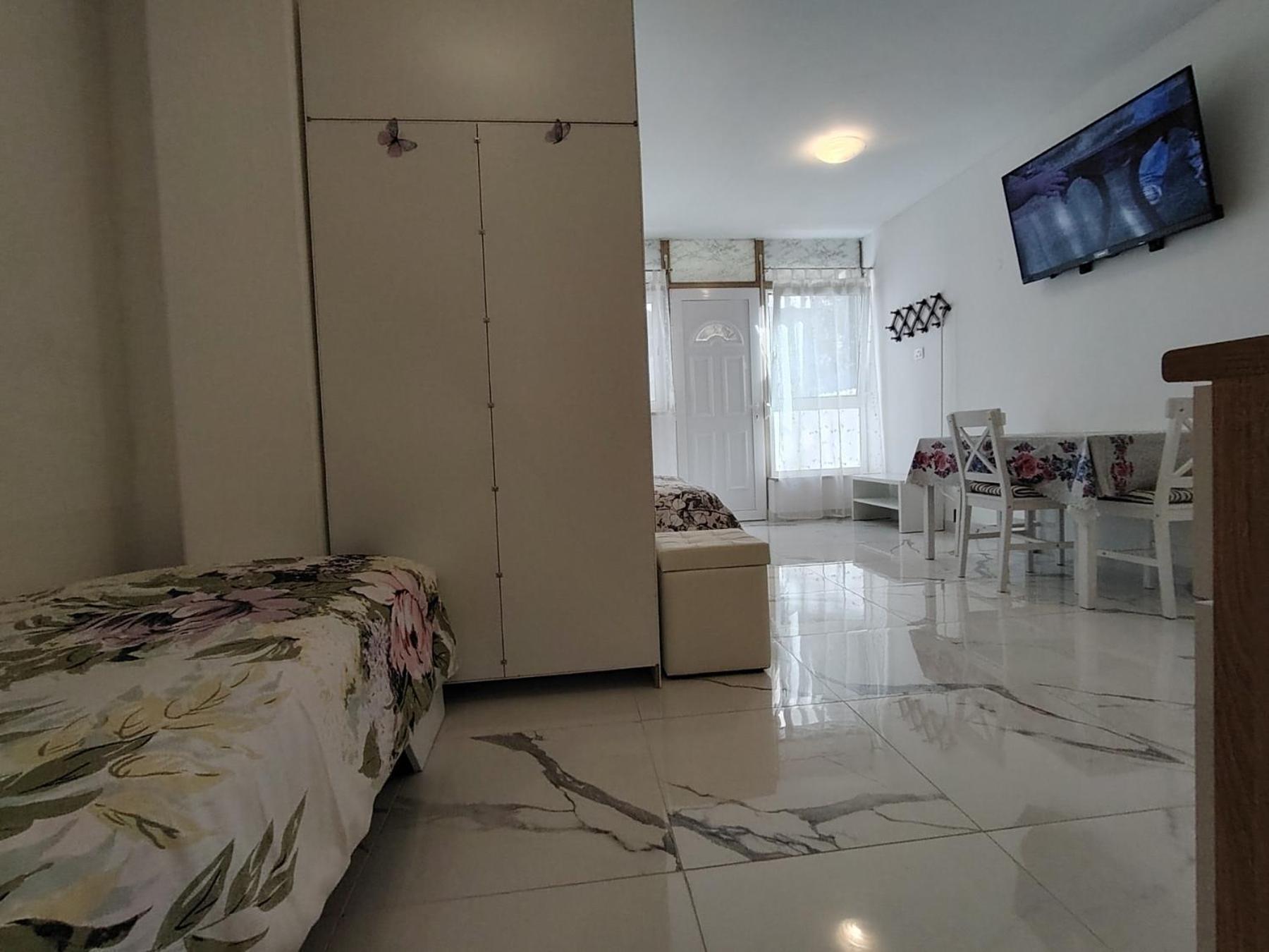 Studio-Apartman Ella 포레치 외부 사진